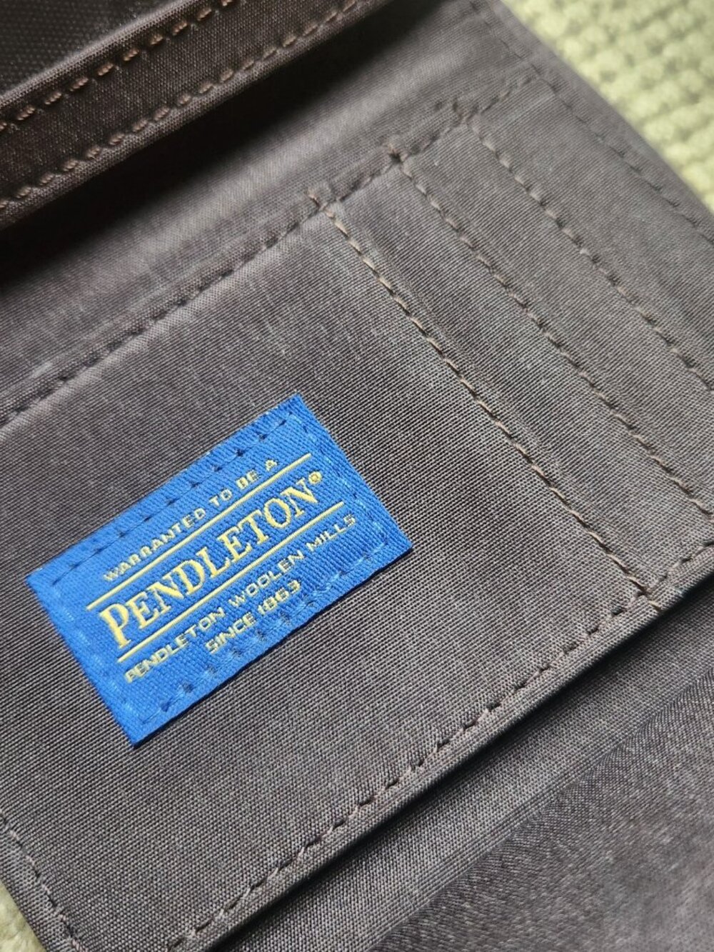 Pendelton Woolen Mills Aztec Southwestern Trifold Wallet Billfold Wool Leather - Picture 3 of 7